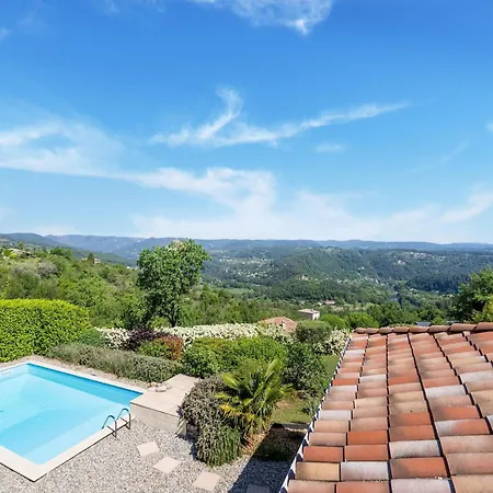 Mesmerising In With Private Pool * Ле-Ван