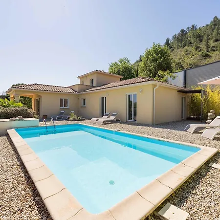 Вилла Mesmerising In With Private Pool *